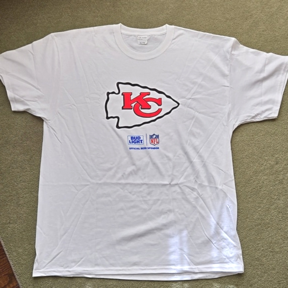 NFL Kansas City Chiefs Bud Light Tee Shirt XL